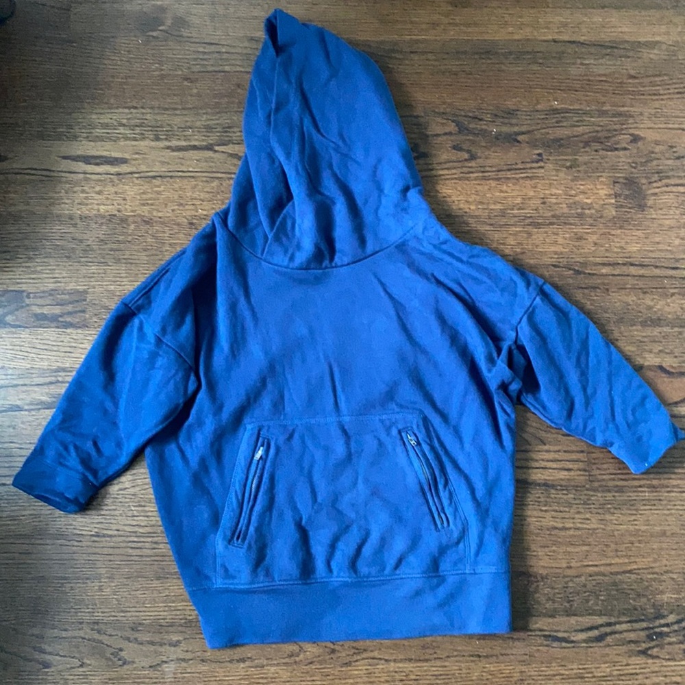 Navy really cool mikoh sweatshirt